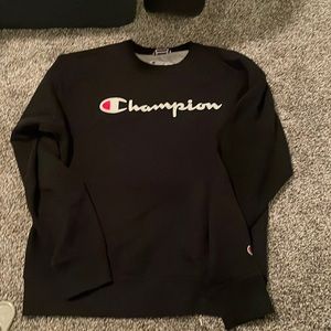 Men’s lightly worn champion sweatshirt, size medium